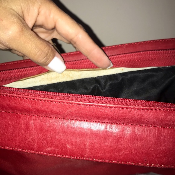 💯% Authentic Moschino Red Clutch Cosmetic Handbag - Picture 9 of 16